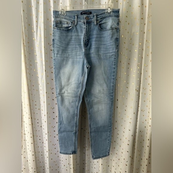 Calvin Klein Light Wash High Rise Skinny Denim Jeans Casual Essential 10 - Picture 2 of 3
